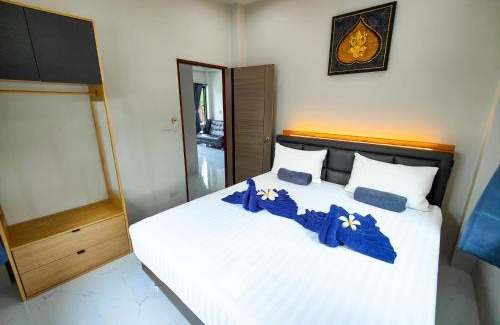Na Thon Casa | The Blue House Lipa Noi