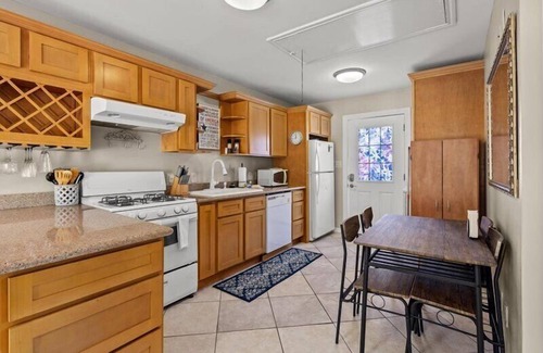 San Jacinto Condominio | The Blue Palms Escape