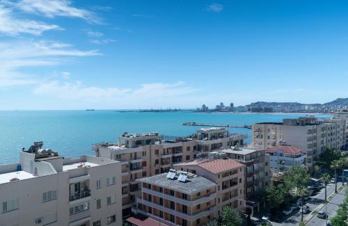 Shkembi i Kavajes Apartamento | The Blue Pearl Apartment