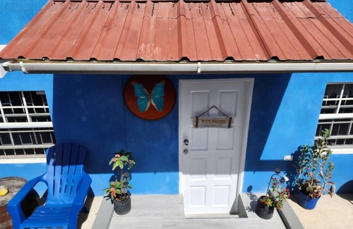 Christie Apartamento | The Blue Pearl - Cozy 2Bd Nook near Warrens