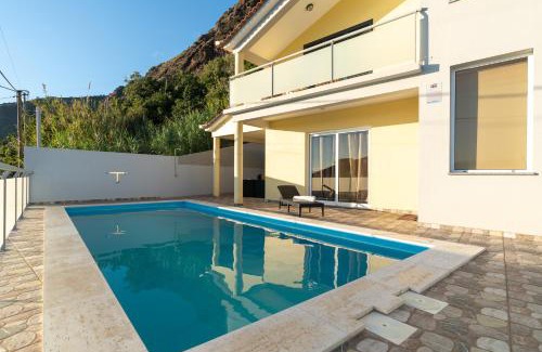 Prazeres Casa | The Blue Pearl-Villa Paul