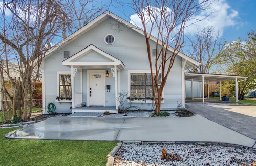 Rockwall Casa | ★“The Bluebonnet”★Child/Pet Friendly★Downtown★