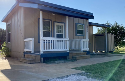 Burnet Casa | The Bluebonnet House *FREE WIFI*