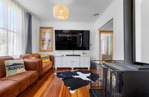 Ohakune Casa | The Board house - Ohakune Holiday Home