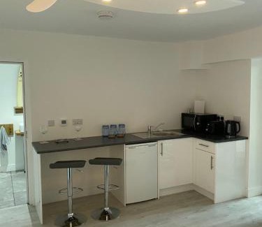 Maenporth Apartamento | The Boardroom at The Beach House