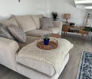 Donaghadee Casa | The Boat Cottage - private beach access