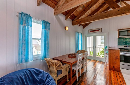Hope Town Cabaña | The Boat House-a beautiful cottage in the Heart of Hope Town!