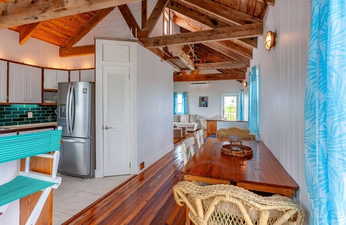 Hope Town Cabaña | The Boat House-a beautiful cottage in the Heart of Hope Town!