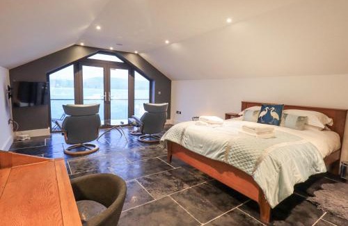 Windermere Casa | The Boat House at Louper Weir