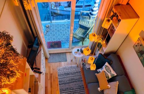 Seafront Apartamento | The Boat View - Sea View - Tiny home Brighton Marina