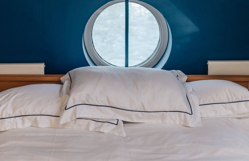 Henley Casa | The Boathouse @ The Mills