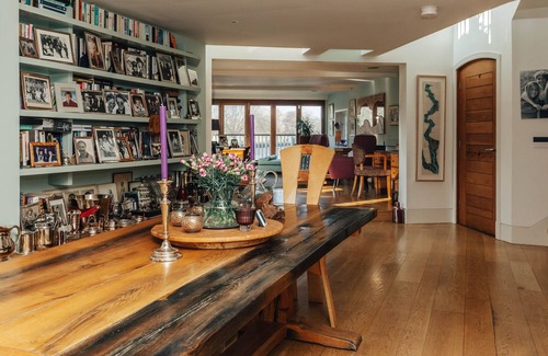 Henley Casa | The Boathouse @ The Mills