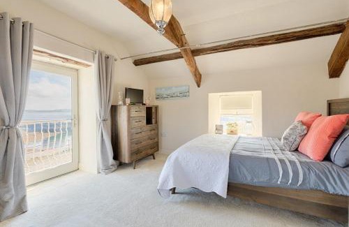 Liscannor Casa | The Boathouse On The Atlantic Sea