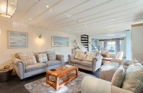 Liscannor Casa | The Boathouse On The Atlantic Sea