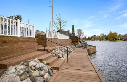 Linden Casa | The Boathouse