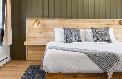 Lake Placid Hotel | The Boha Hotel