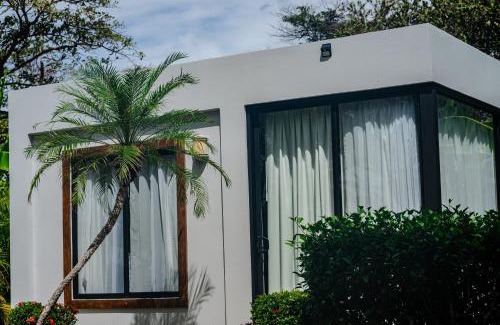 Marbella Hotel | The Bohemian Lagarto