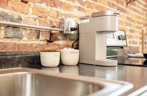 Chambersburg Apartamento | The Boho Penthouse on Main