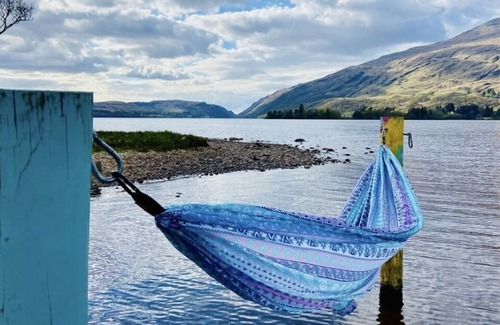 Dalmally Cabina | The Bolthole - Romantic wood cabin in a spectacular Lochside setting