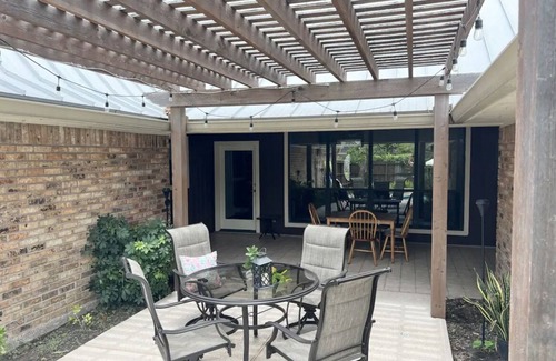 McAllen Casa | The Book and Bed Pool House!