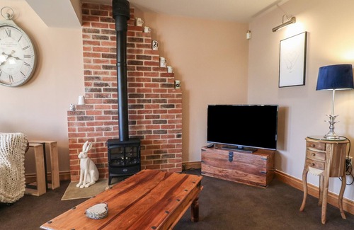Orston Casa | THE BORROWERS AT THE WAGON HOVEL, romantic in Newark-On-Trent