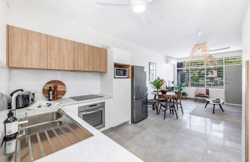 Rapid Creek Apartamento | 'The Botanica' A Triple-apartment Residence in Nightcliff