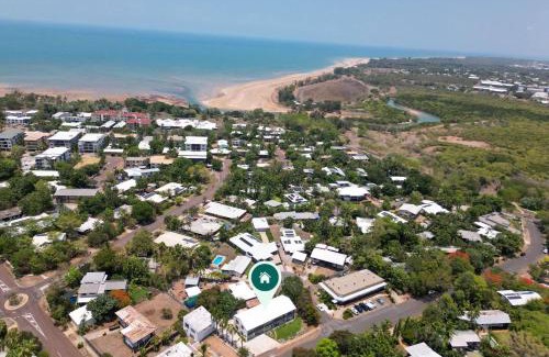 Rapid Creek Apartamento | 'The Botanica' A Triple-apartment Residence in Nightcliff