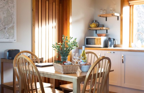 Elgin Cabaña | The Bothy at Coneloch - a rural that sleeps 2 guests in 1 bedroom