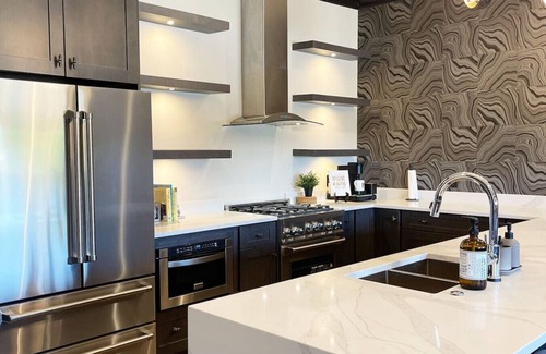 Algiers Apartamento | The Boulevard (Midtown Algiers)