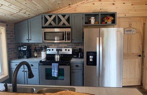 Hamilton Apartamento | The Bourbon Barrel !NEW patio & firepit area!