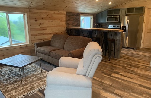 Hamilton Apartamento | The Bourbon Barrel !NEW patio & firepit area!