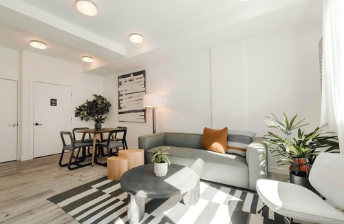 Broadway Hotel | The Boylston Hotel Capitol Hill, Sonder by Marriott Bonvoy