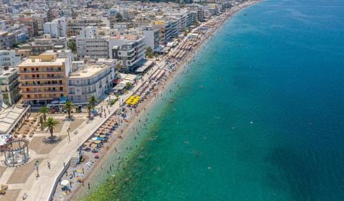 Loutraki Villa | The Bright House a two-storey maisonette in Loutraki