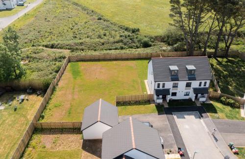 St. Eval Casa | The Bright House, St Eval - near Padstow, Mawgan Porth, Watergate, Bedruthan & Porthcothan