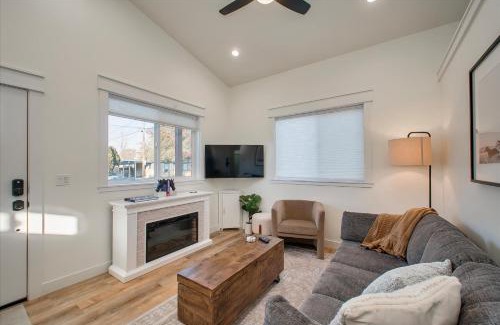 Southeast Boise Casa | The Bronco House