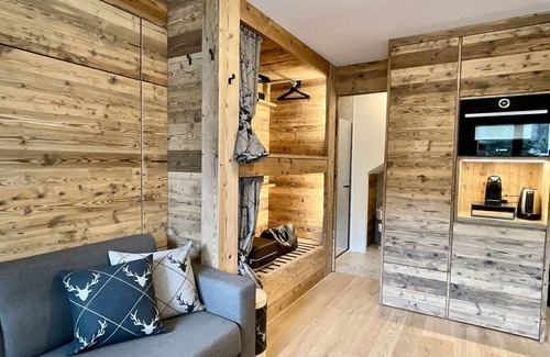 Madesimo Apartamento | The Brook Mountain Apartment
