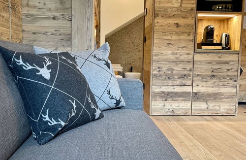 Madesimo Apartamento | The Brook Mountain Apartment