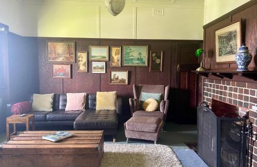 Tenterfield Casa | The Brown House Tenterfield