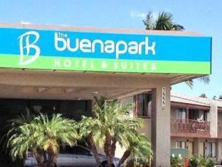 Northwest Anaheim Hotel | The Buena Park Hotel & Suites