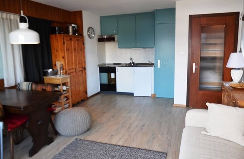 Vex Apartamento | The building Le Belvedere is the first one entering Les Collons 1800. 900 meters from the ski-lift T