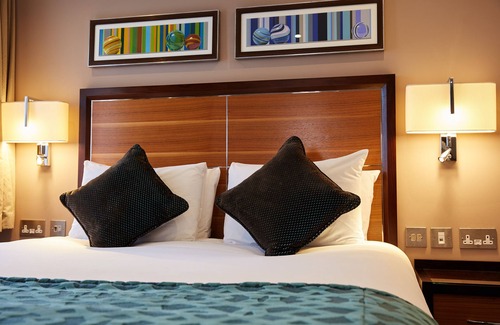 Gerrards Cross Hotel | The Bull Hotel