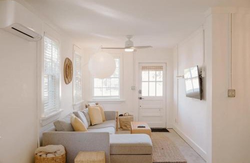 Wrightsville Beach Casa | The Bungalow Lounge by WB Abodes