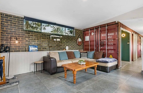 Mullion Creek Casa | The Bunker - Unique & Peaceful Escape