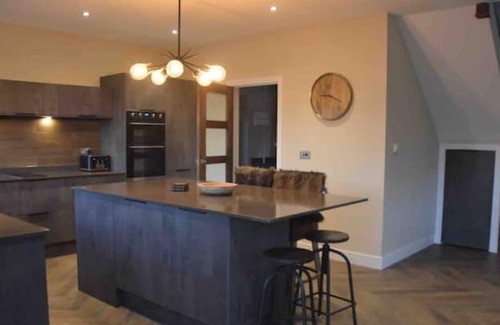 Coleford Apartamento | The Bunkhouse - 2 bedroom home with plenty of outdoor space and parking
