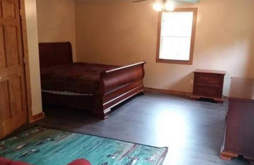 Genoa Casa | The Bunkhouse - 3 BR, 2 BA Deluxe Cabin