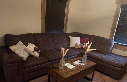 Avella Casa | The Bunkhouse