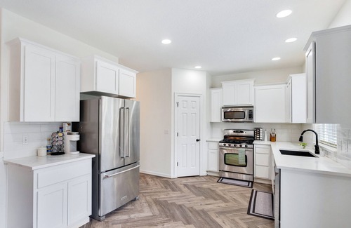 Mount Vista Casa | The Burb Gem in N Vancouver near Med facilities