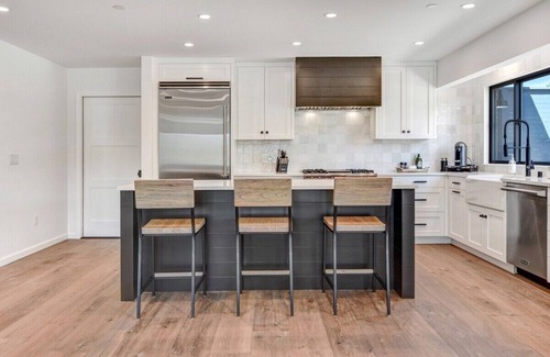 Sonoma Casa | The Burndale Barn Wine Country Vacation Home