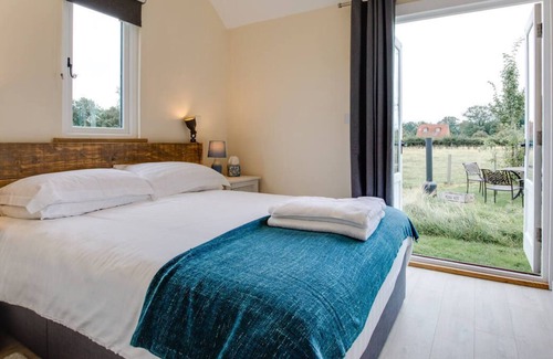 Abbess Roding Casa | The Burrow in the beautiful Ashford