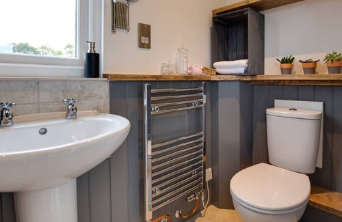 Abbess Roding Casa | The Burrow in the beautiful Ashford